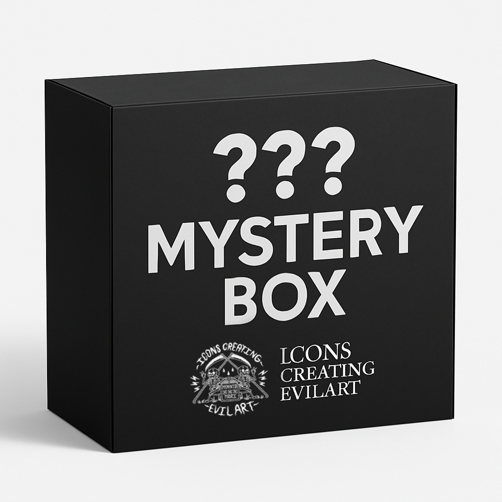 10 x Vinyl Mystery Box – Icons Creating Evil Art